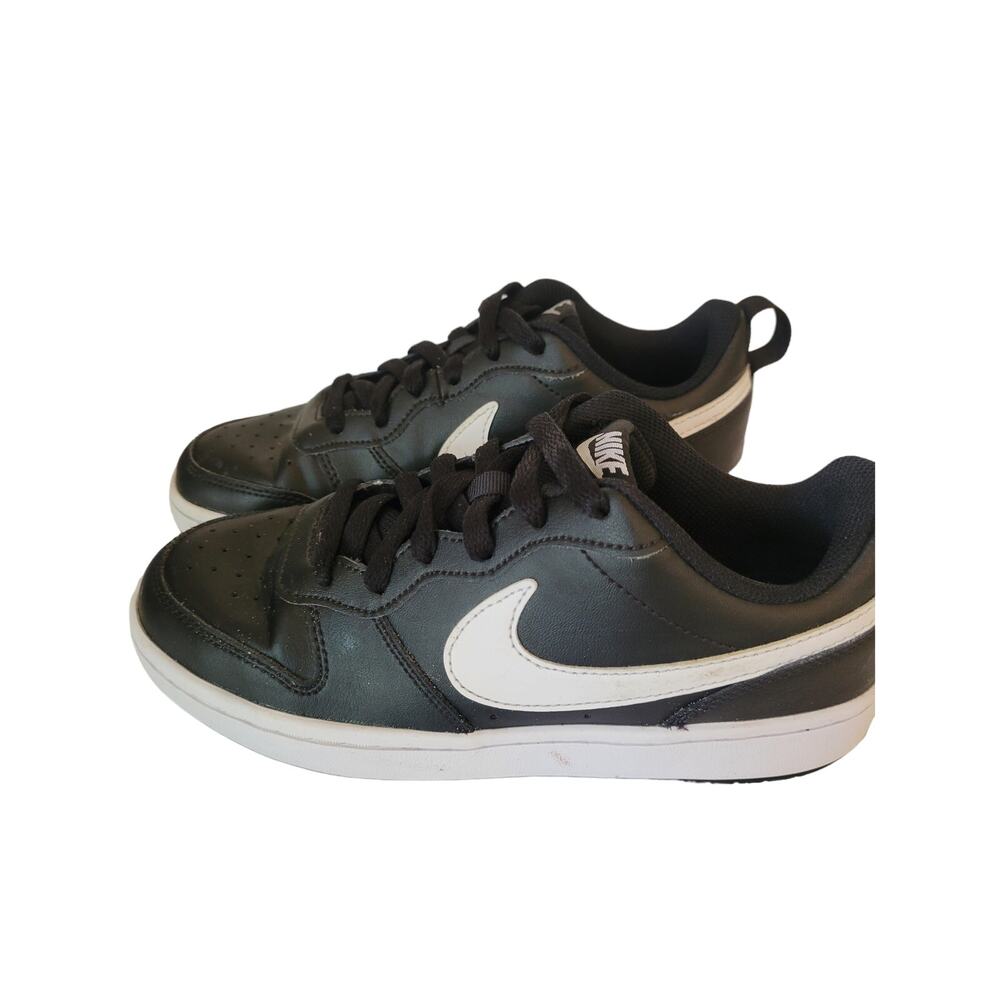 Nike Blazers Black and White SZ 5 Youth
